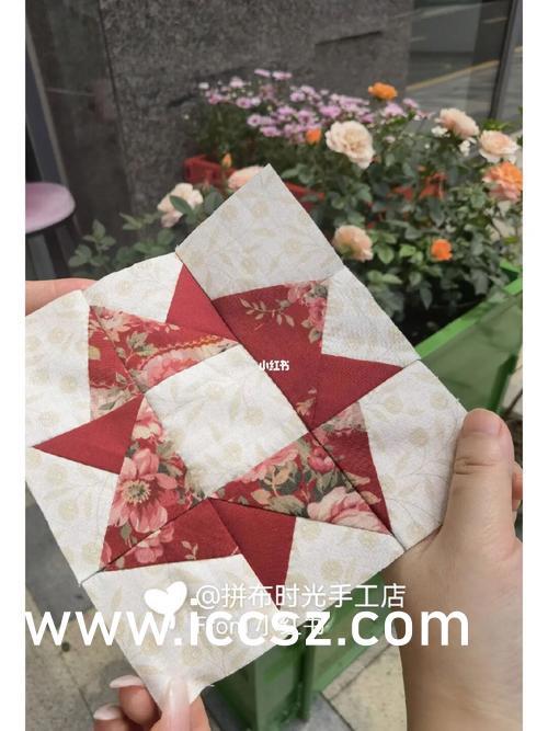 蘑菇吃瓜爆料图片,揭秘娱乐圈最新爆料瞬间