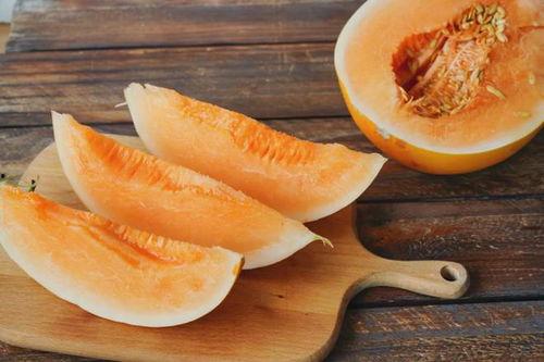 吃黑蜜瓜能吃中药吗,食用禁忌与搭配指南