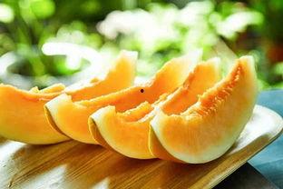 买了一个黑蜜瓜怎么吃才好吃,黑蜜瓜美味食法大揭秘